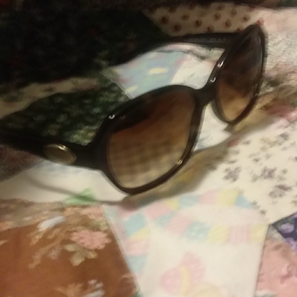 Brand new coach sunglasses - Picture 2 of 2